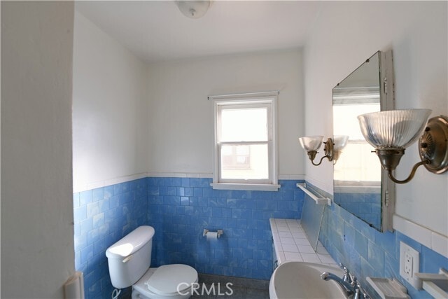 Building Photo - 915 Le Doux Rd