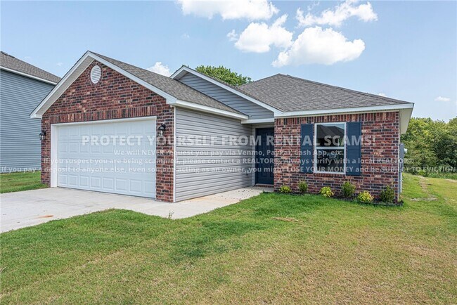 Building Photo - 1151 E Sparrow Cir