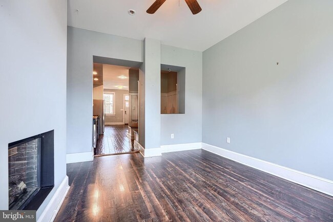 Building Photo - 3528 Hickory Ave