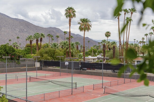 Building Photo - 1400 E Palm Canyon Dr