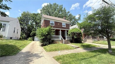 Building Photo - 592 Lindell St