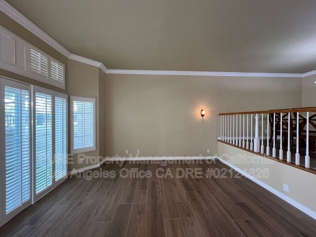 Building Photo - 2300 Maple Ave