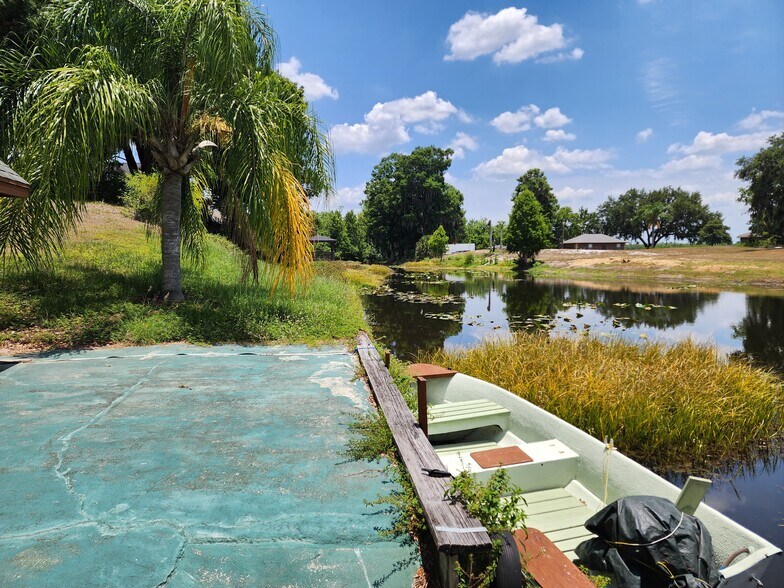 Building Photo - 223 Golf Aire Blvd