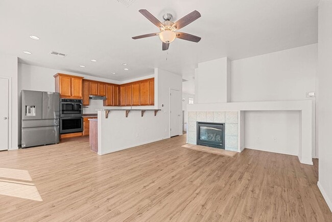 Building Photo - Home Sweet Home! Located in a highly sough...