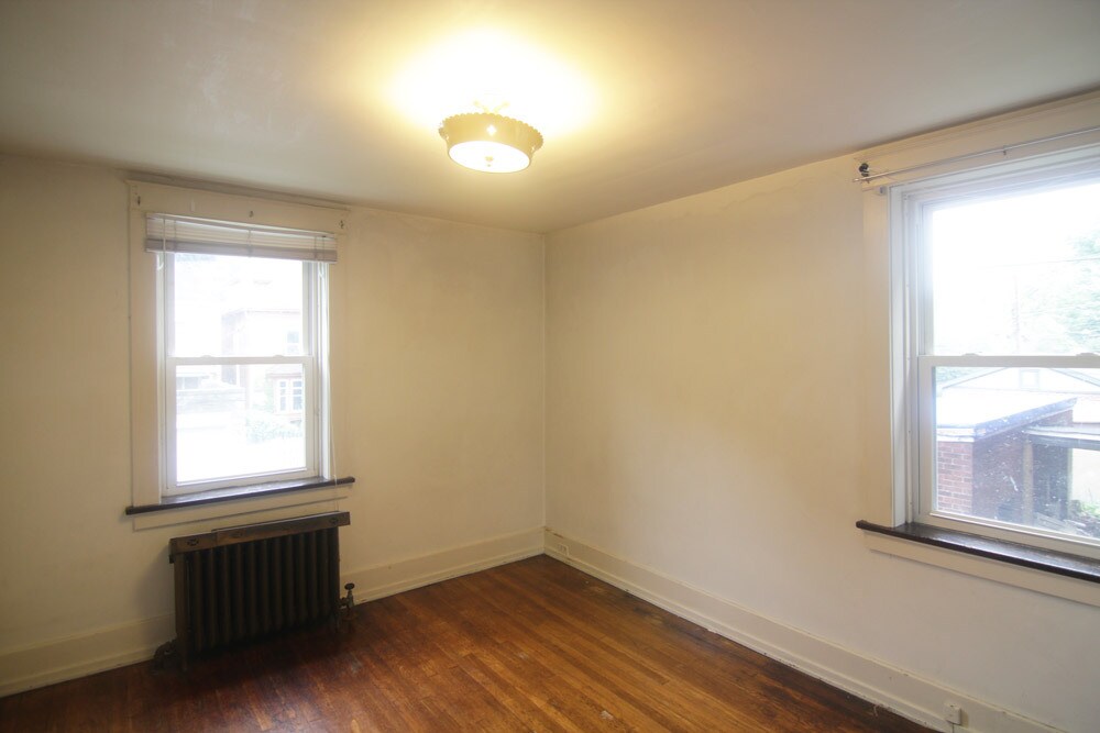 Building Photo - 414 Franklin Ave