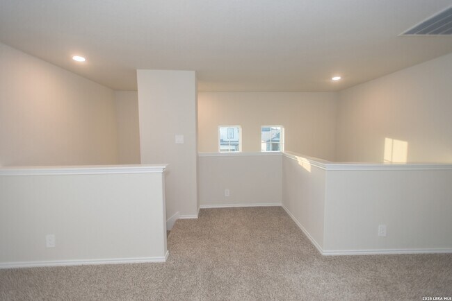 Building Photo - 14743 Clay Rdg Run