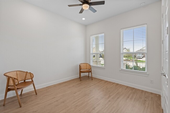 Building Photo - 10807 Cloaked Wing Ct