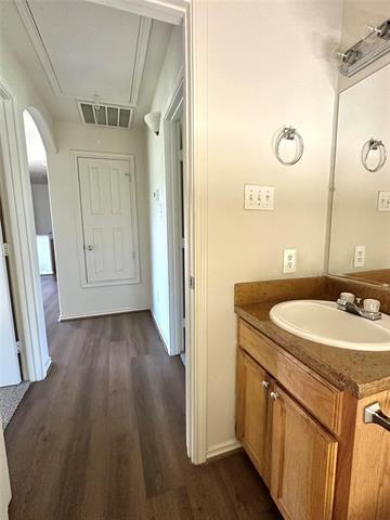 Building Photo - 134 Sunburst Ct