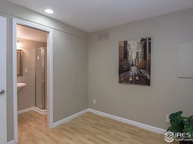 Building Photo - 1364 E Weldona Way