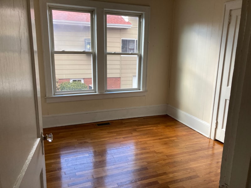 Building Photo - 301 W G St