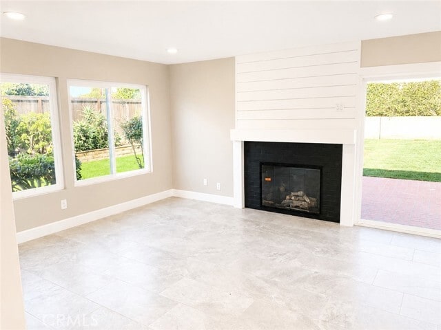 Building Photo - 9021 Hyde Park Dr