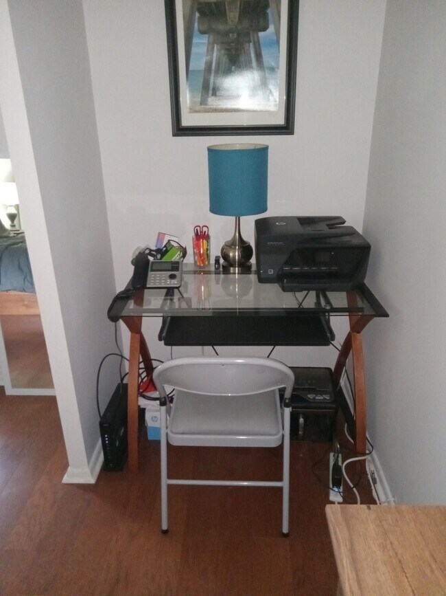 Work Station - 666 W Germantown Pike