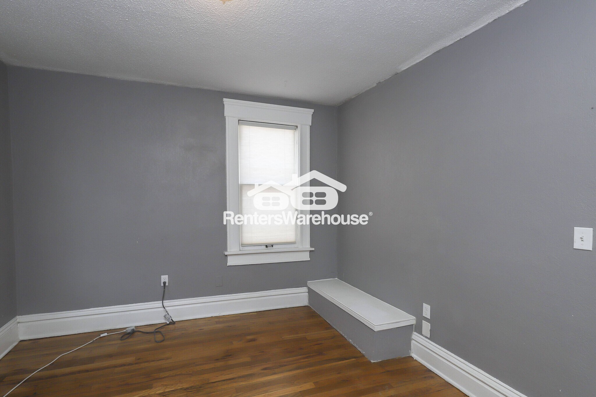 Building Photo - 4105 Oak St