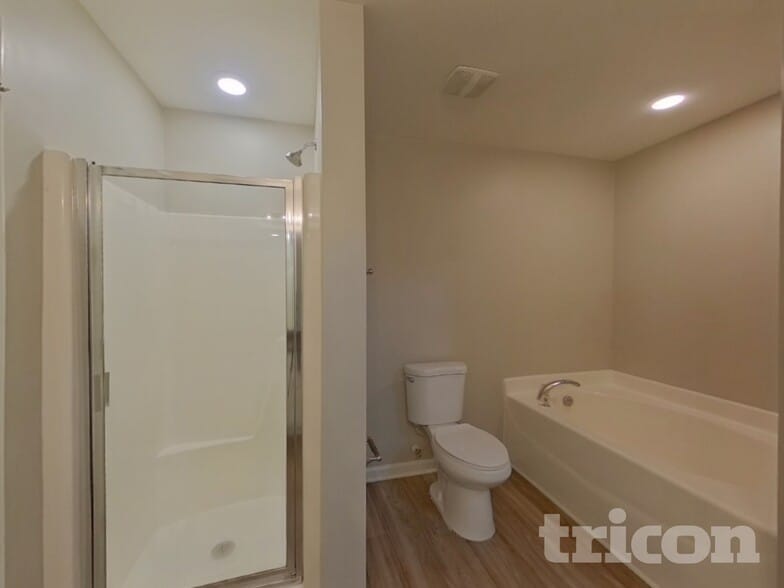 Building Photo - 2008 Pheasant Glen Rd