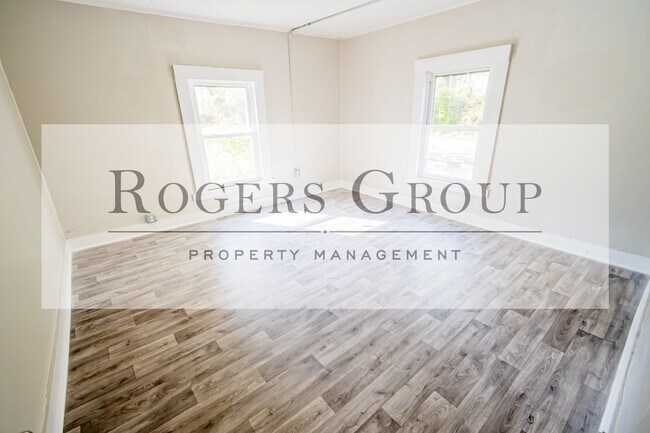 Building Photo - 939 Lucy St