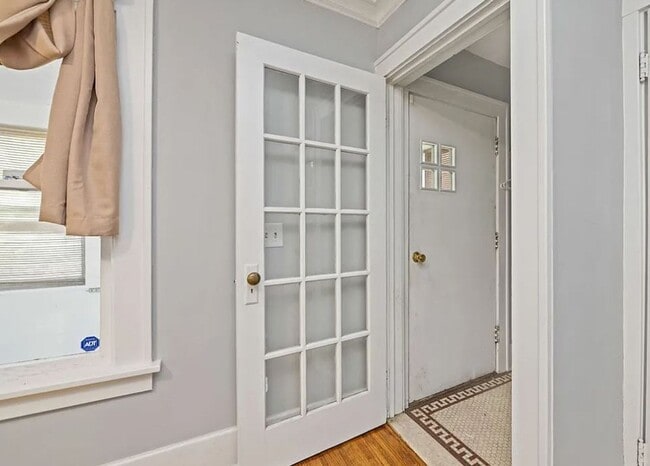 Building Photo - 191 Westfield St