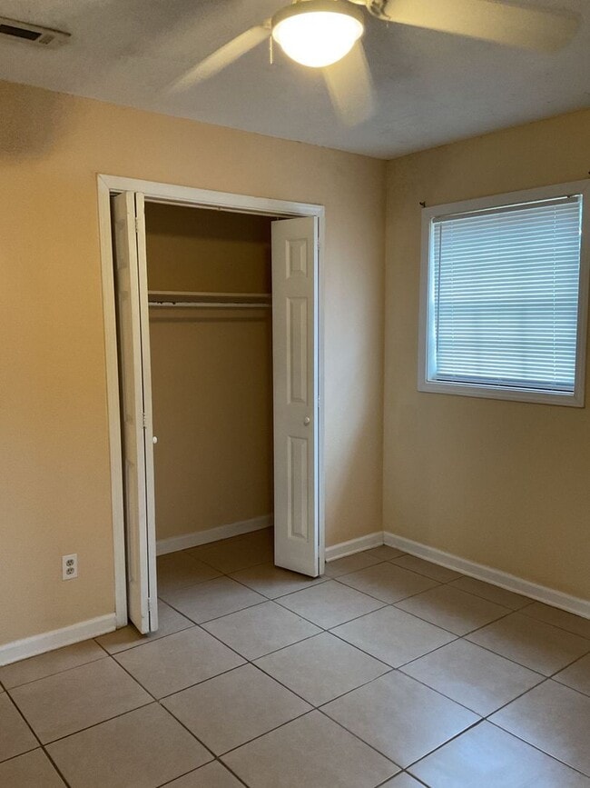 Building Photo - Brown Subdivision