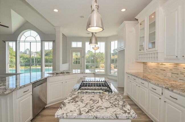 Primary Photo - 1939 Cornerstone Pl Dr