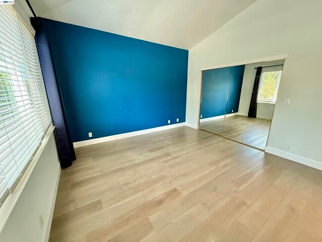 Building Photo - 4238 Diavila Ave