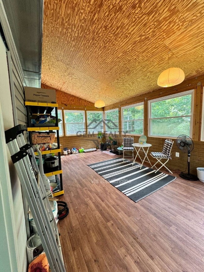 Building Photo - 21 Countryside Dr