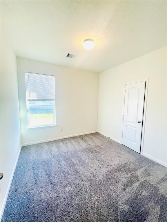Building Photo - 25206 Sierra Mnr Ct