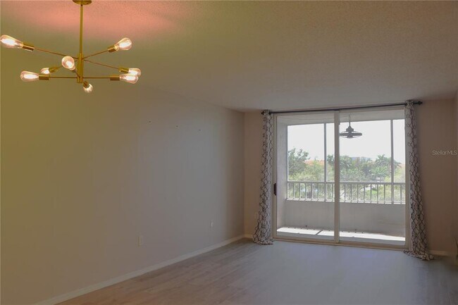 Building Photo - 2333 Feather Sound Dr