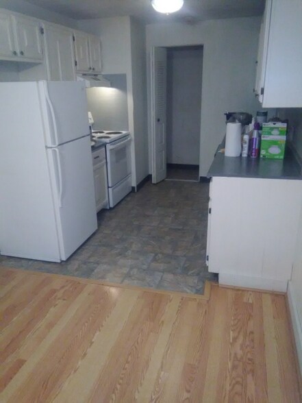 Building Photo - 300 Smithfield Rd