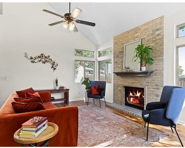 Building Photo - 9739 Wagon Train