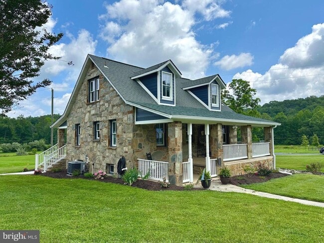 Building Photo - 12301 Chapel Rd