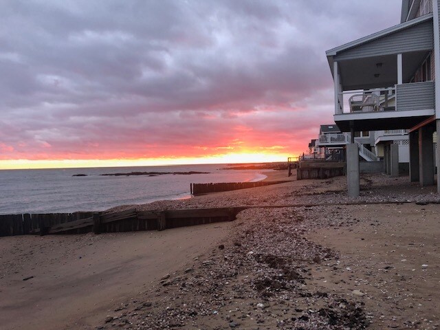 Gorgeous sunsets - 266 Cosey Beach Ave