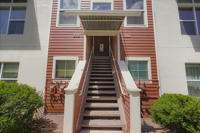 Building Photo - Starter 2 Bedroom with Dedicated Parking Space