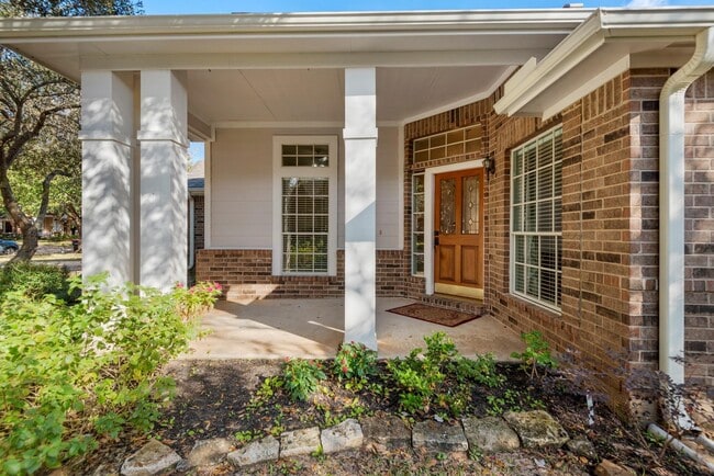 Building Photo - 3610 Hill Family Ln