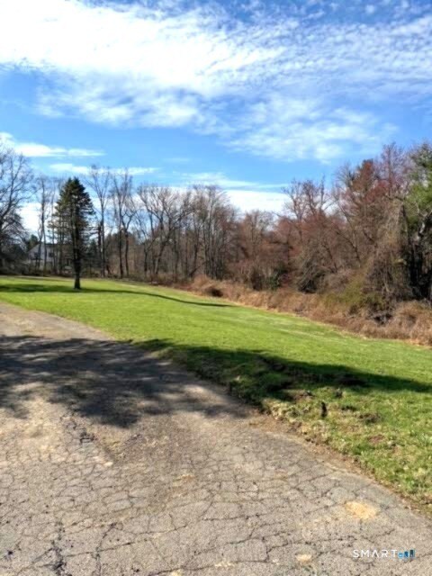 Building Photo - 16 Clearview Dr