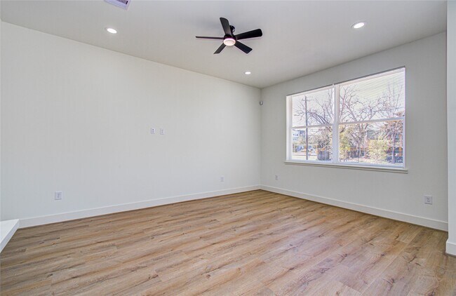 Building Photo - 1508 McKee St