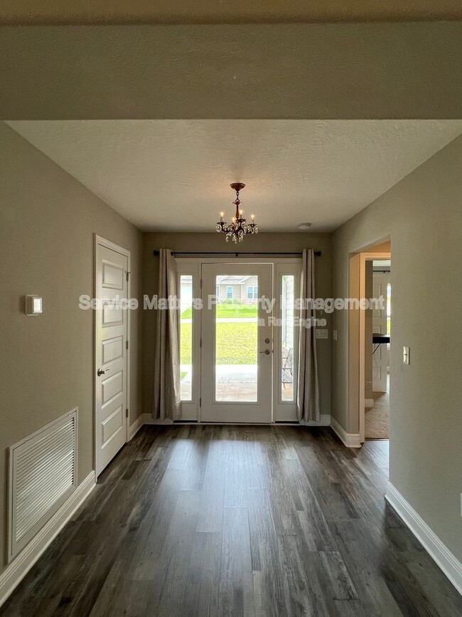 Building Photo - 7913 Majestic Cypress Dr