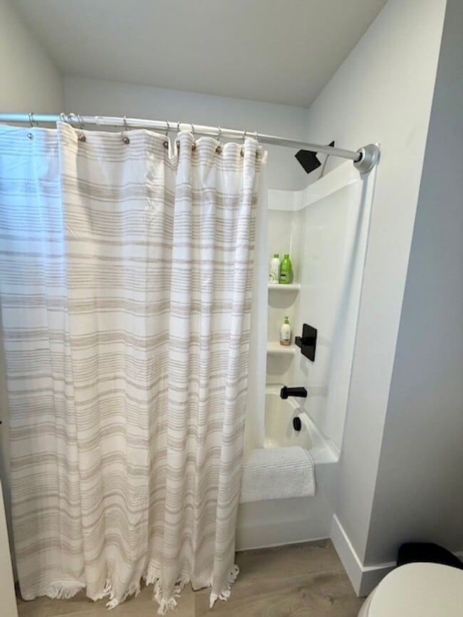 Building Photo - Beautiful Easton 3 Bedroom Home | Primary Suite on Main | Loft + A/C | Community Pools & Amenities