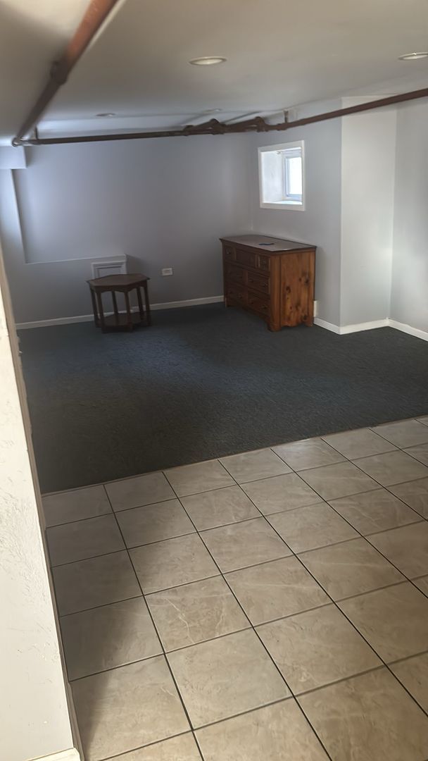 Building Photo - 7841 S Loomis Blvd