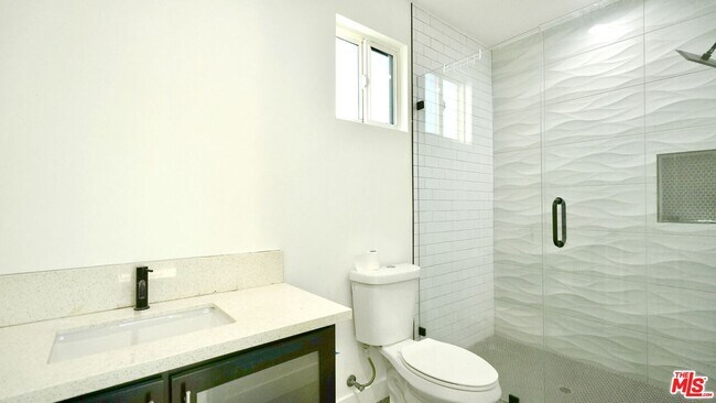 Building Photo - 4642 St Elmo Dr
