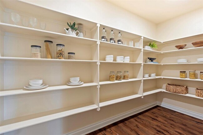 Building Photo - 1504 Sandpiper Ln