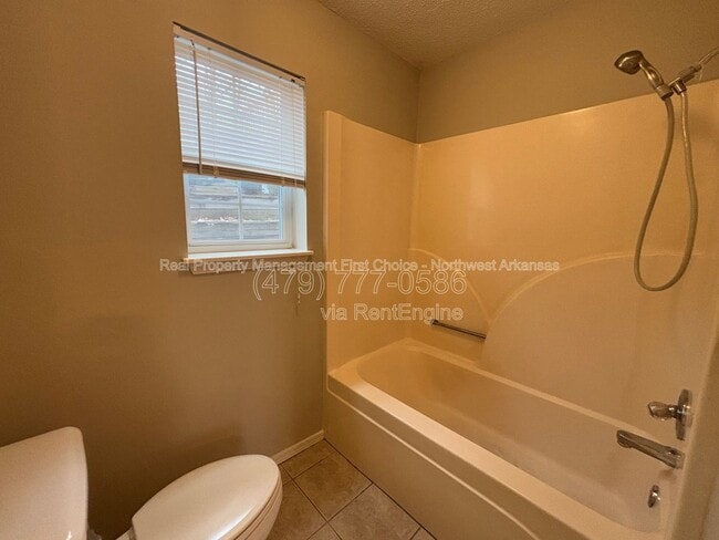 Building Photo - 3213 Cardinal Creek Cir