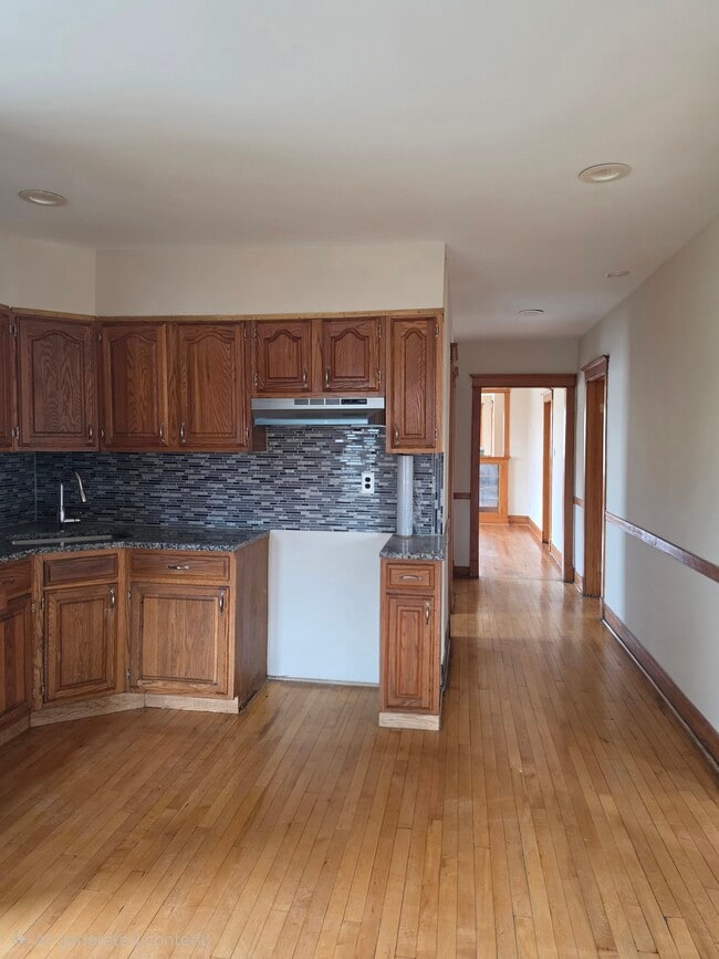 Building Photo - 4200 S Mozart St