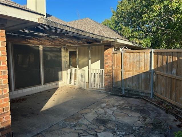 Building Photo - 422 S 4th St