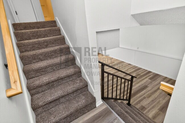 Building Photo - 3414 SW 42nd St