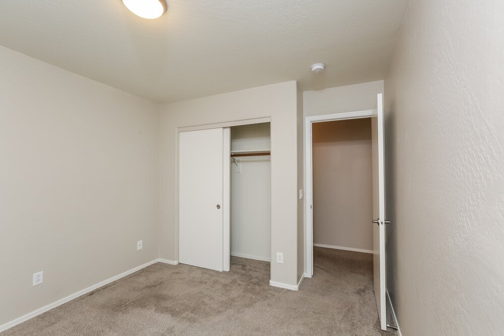 Building Photo - 15188 W Monroe St