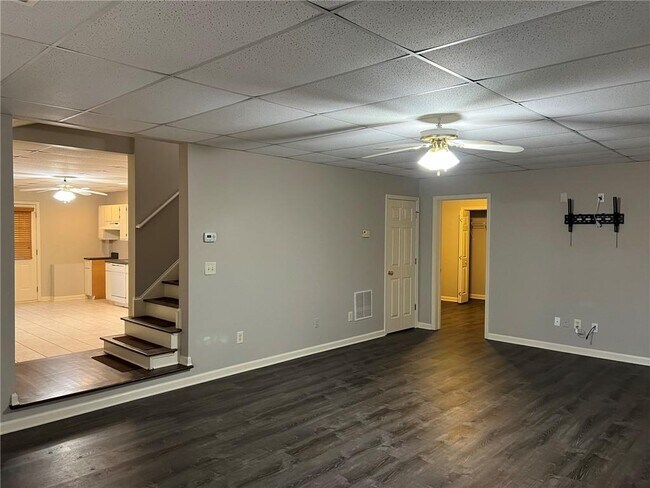 Building Photo - 2476 Sewell Mill Rd