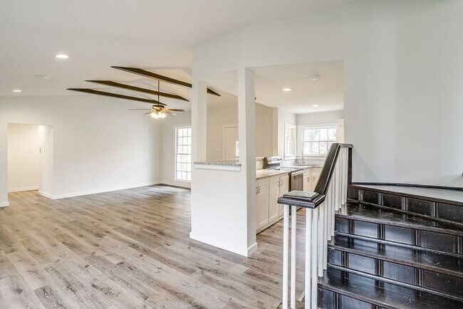 Building Photo - 5437 Sam Calloway Rd
