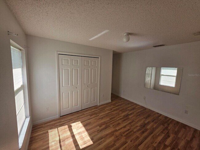Building Photo - 1334 Banbridge Drive