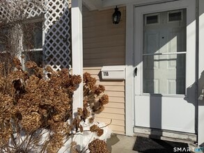 Building Photo - 118 Riverview Ave