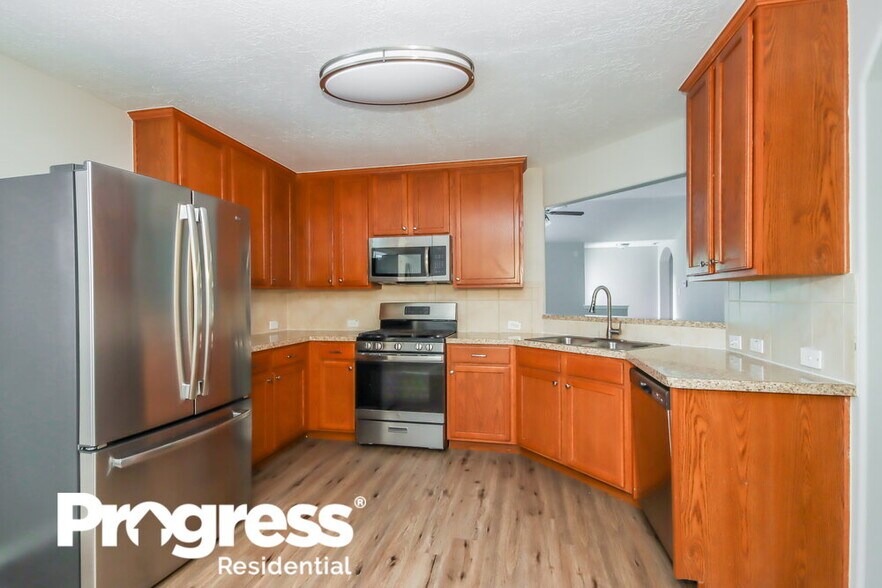 Building Photo - 808 Dragonfly Dr