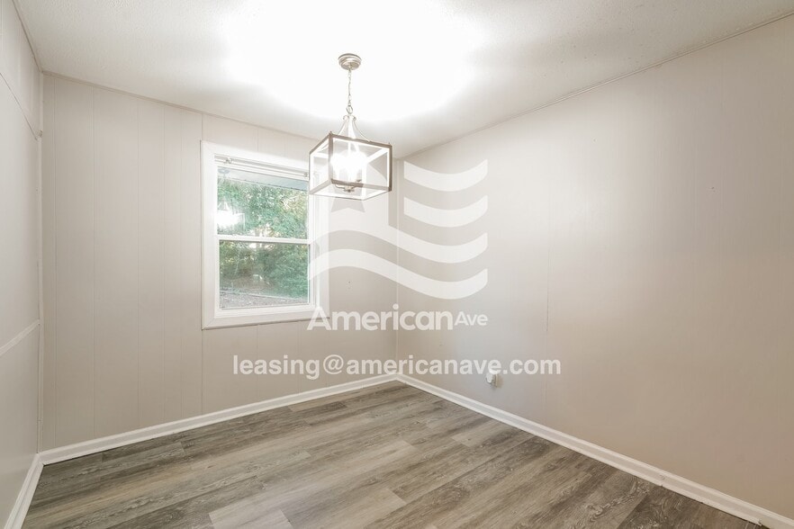 Building Photo - 1450 Wyman St NE